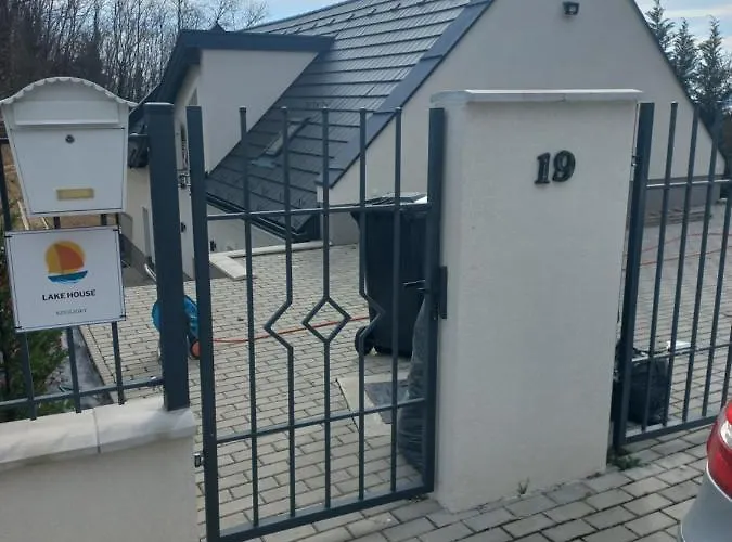 Villa House *